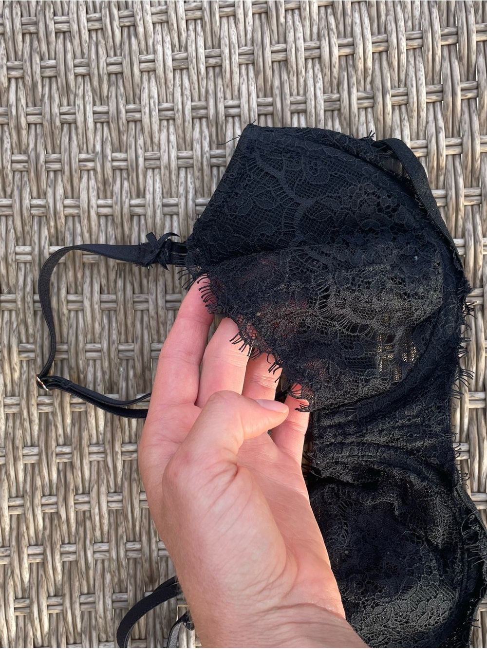 Victoria's Secret Black Lace Underwire Bra - Picture 3 of 5